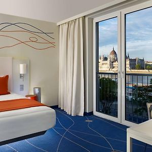 One-Bedroom Suite River View